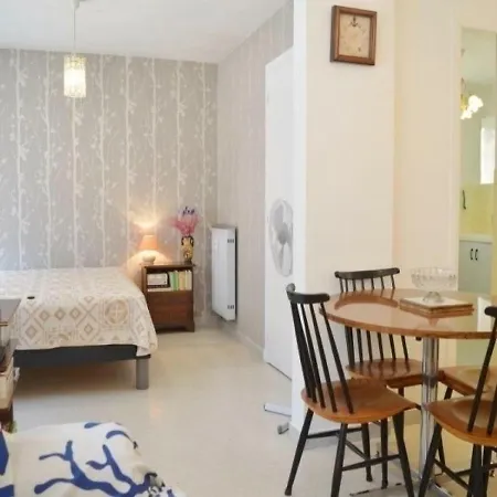 L'aurore 1 Apartament *